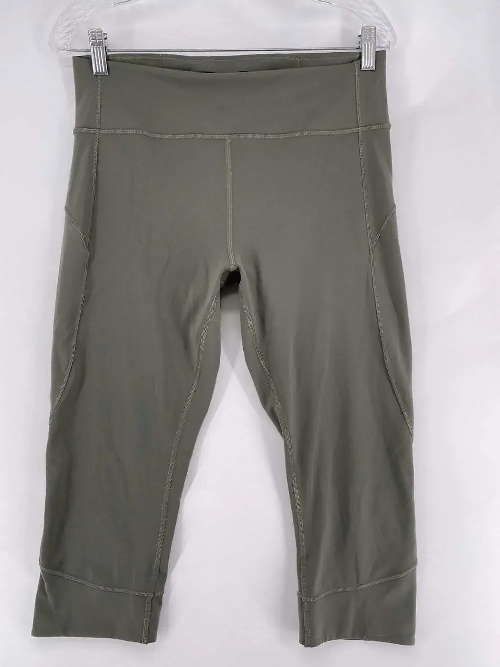 Lululemon Women’s Size 12 In Movement High Waisted Crop Leggings